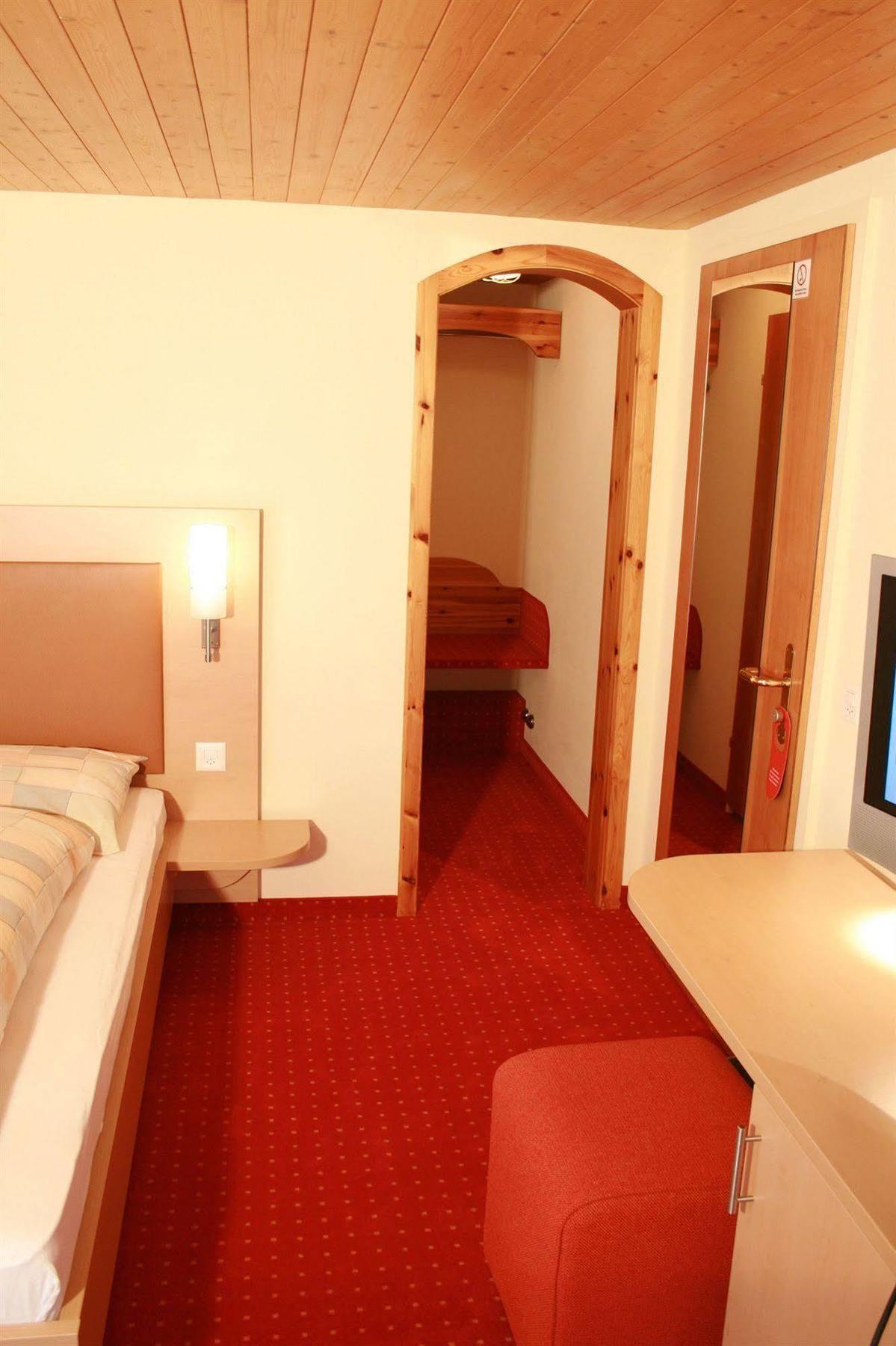 Hotel Cathrin Енгелберг Екстериор снимка